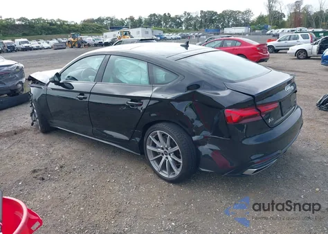 2025 Audi A5 Sportback Premium 45 Tfsi S Line Quattro S Tronic z USA, uszkodzony, nr VIN WAUDACF54SA014738